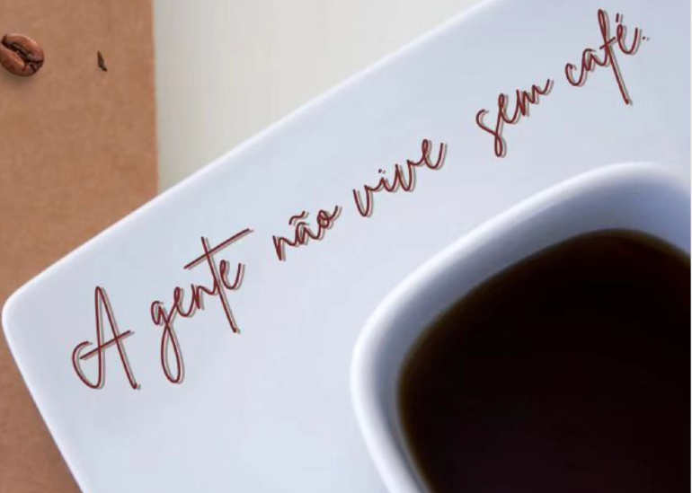 Blend é uma mistura cuidadosamente elaborada de diferentes componentes para alcançar um perfil de sabor desejado.